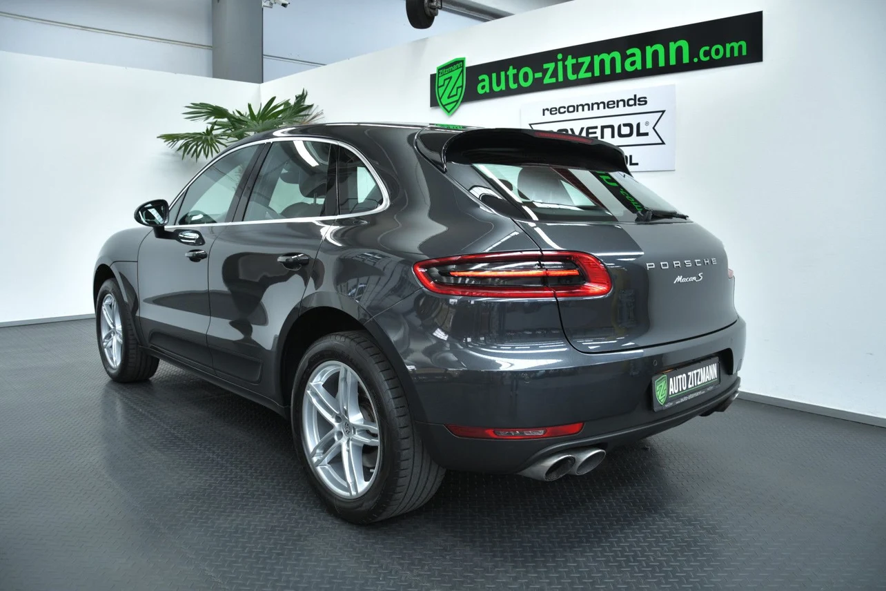 Porsche Macan S, 2/10