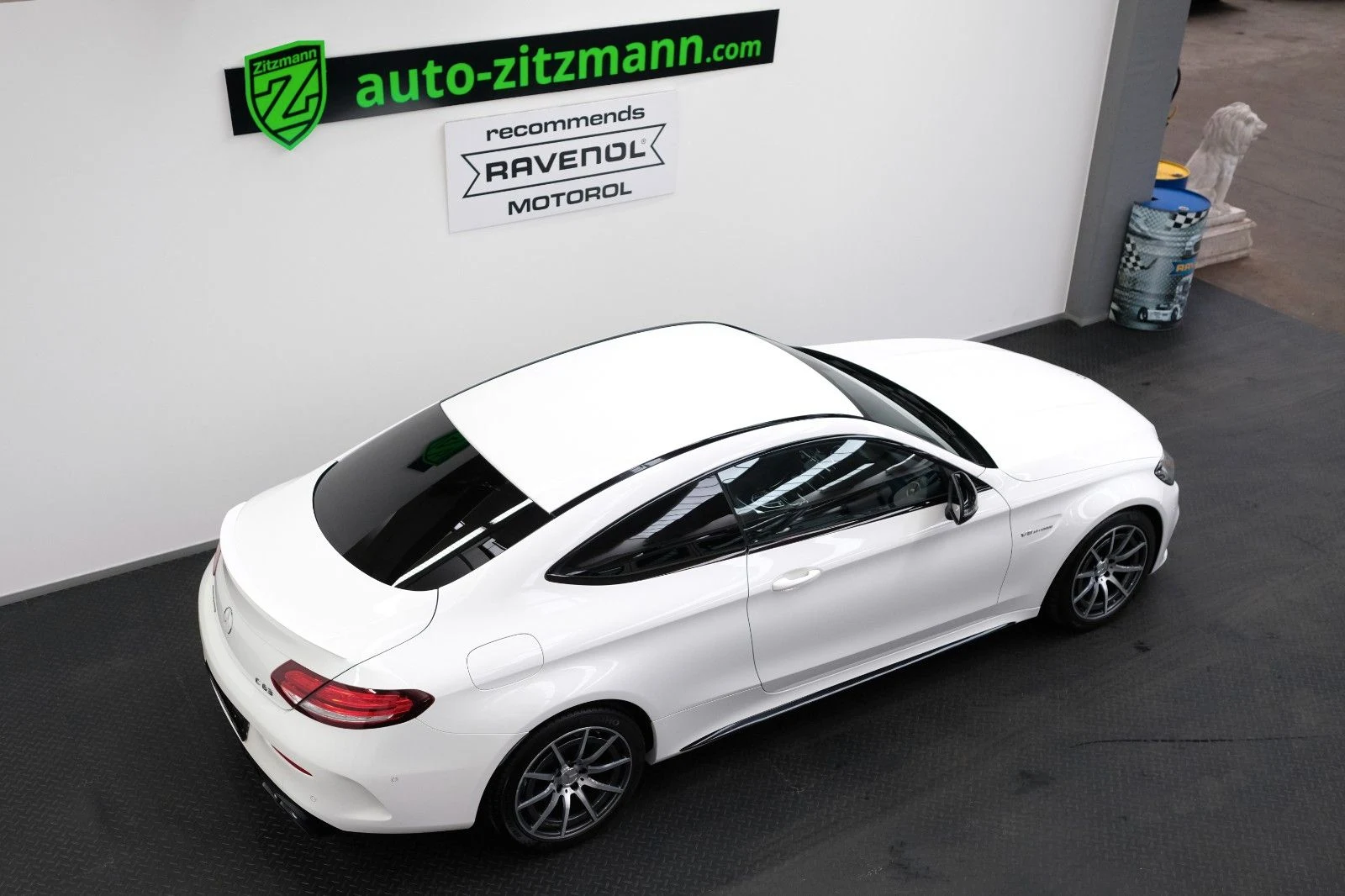 Mercedes-Benz C 63 AMG Coupe, 6/10