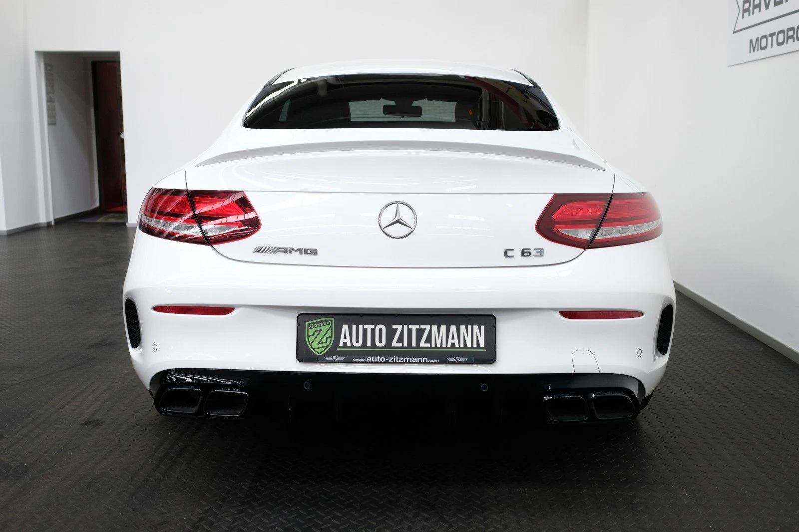 Mercedes-Benz C 63 AMG Coupe, 7/10