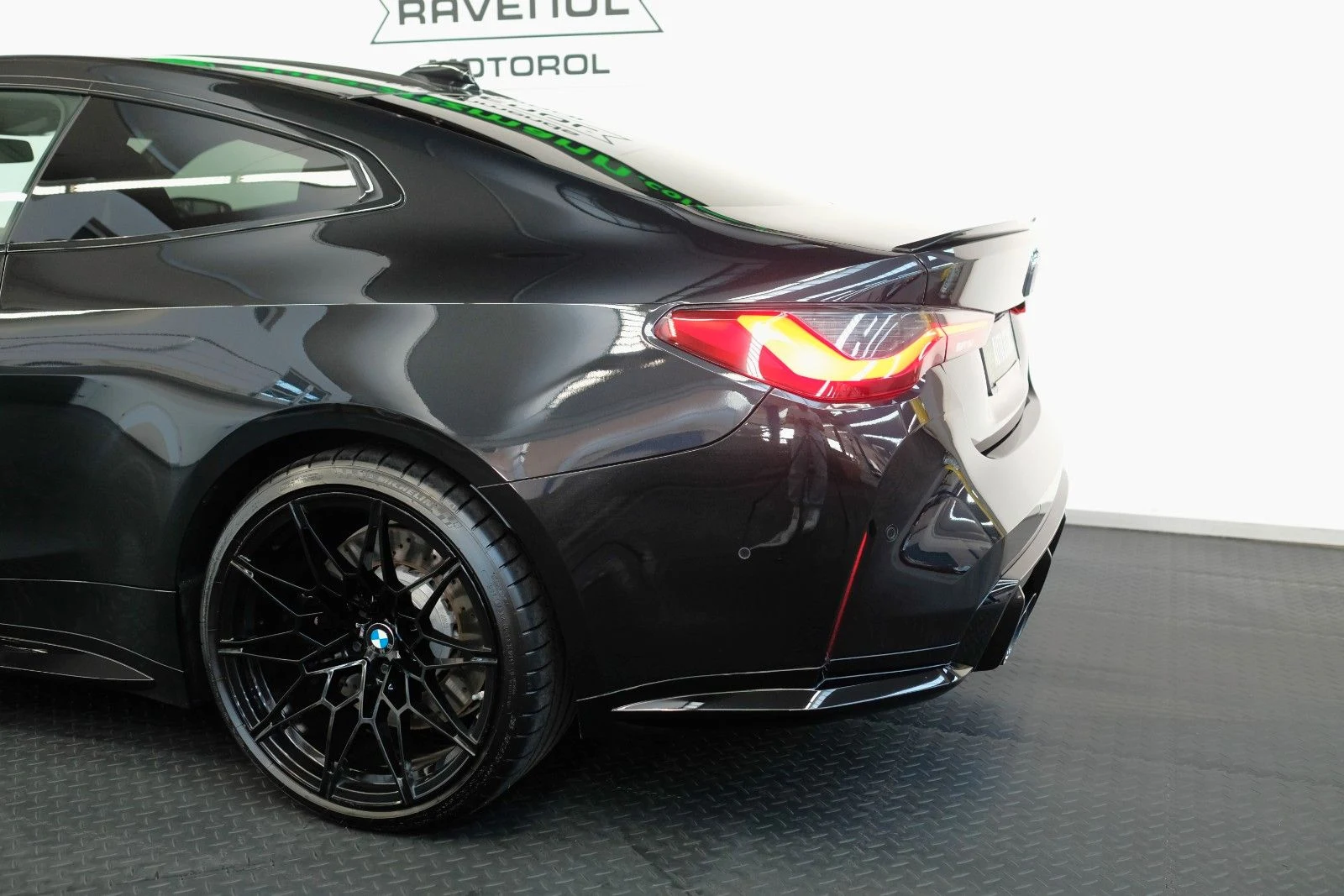 BMW M4 Competition Coupe, 8/10