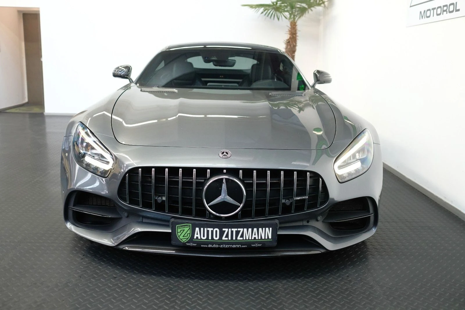 Mercedes-Benz AMG GT Coupe, 3/10