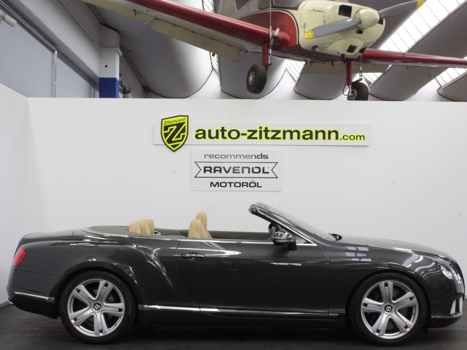 Bentley Continental GTC W12, 3/10