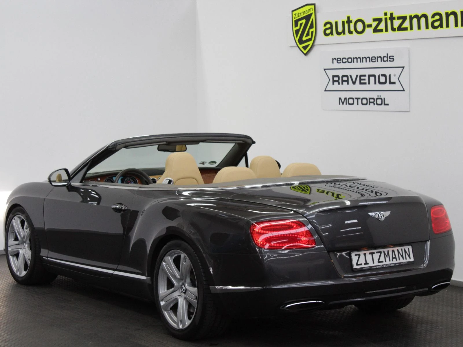 Bentley Continental GTC W12, 7/10