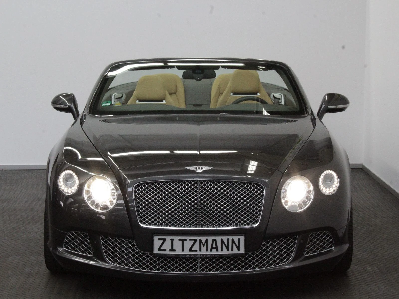 Bentley Continental GTC W12, 8/10