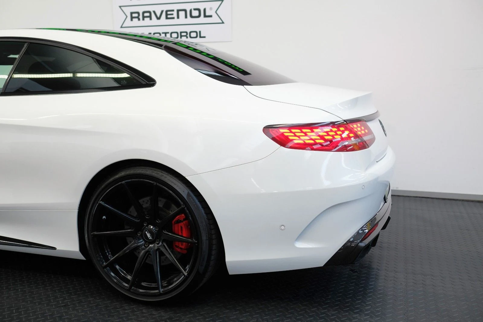 Mercedes-Benz S 63 AMG Coupe 4MATIC+, 9/10