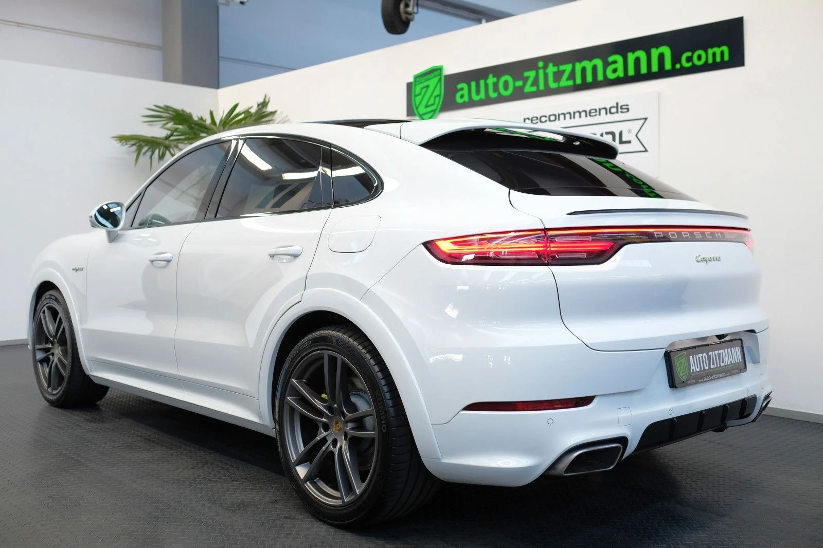 Porsche Cayenne E-Hybrid Coupe, 6/10