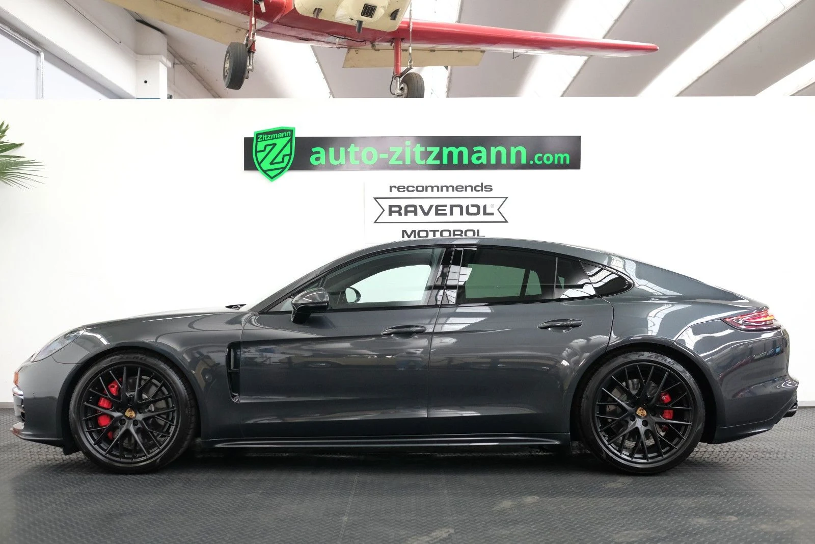 Porsche Panamera GTS, 9/10