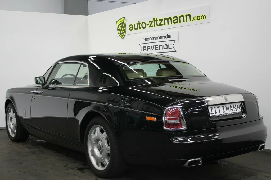 Rolls-Royce Phantom Coupe, 6/10