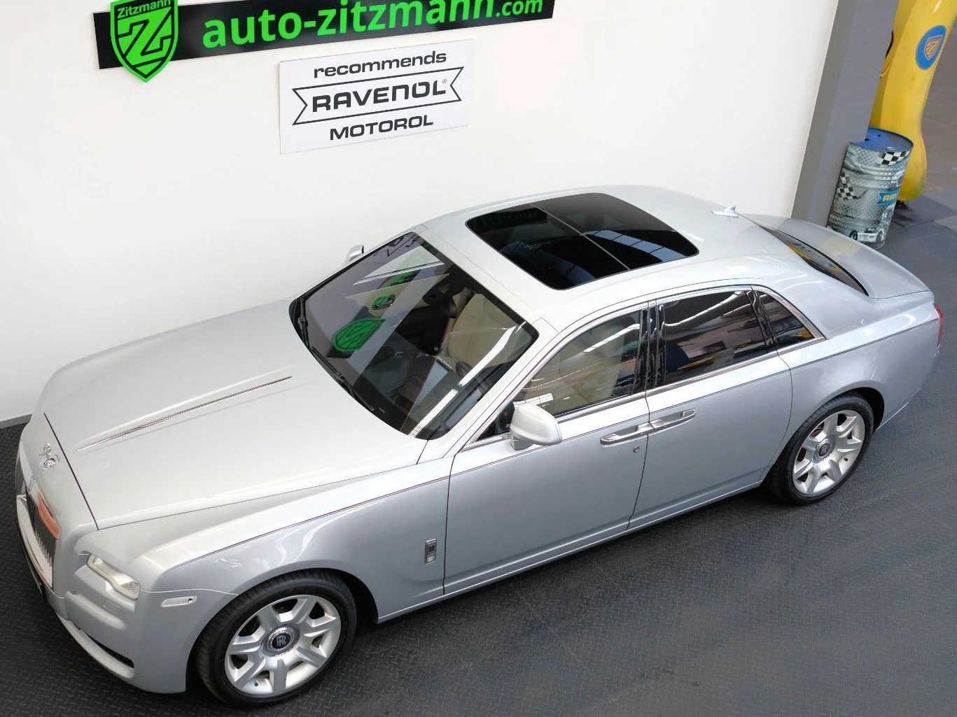 Rolls-Royce Ghost Series II, 2/10