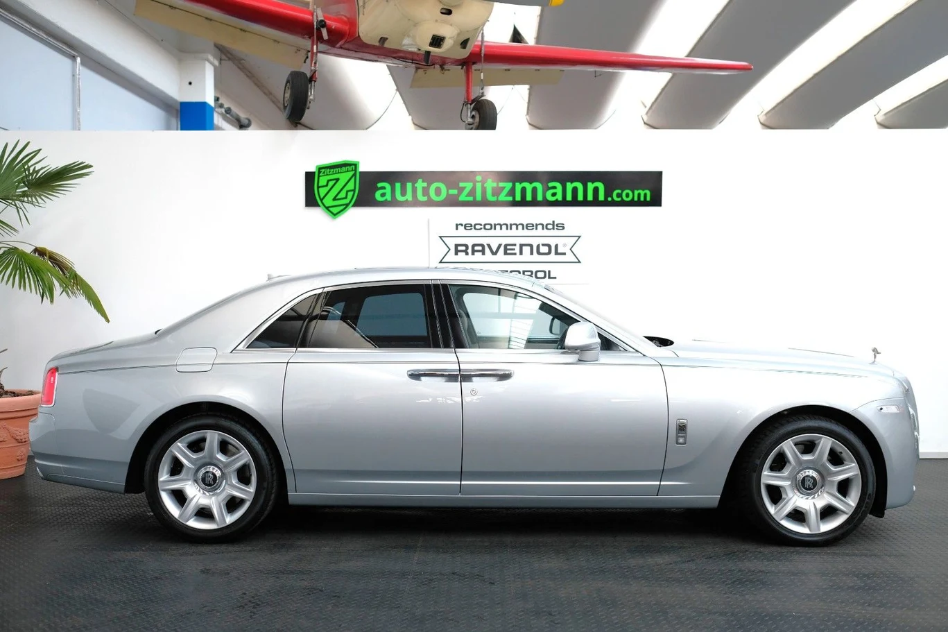 Rolls-Royce Ghost Series II, 4/10