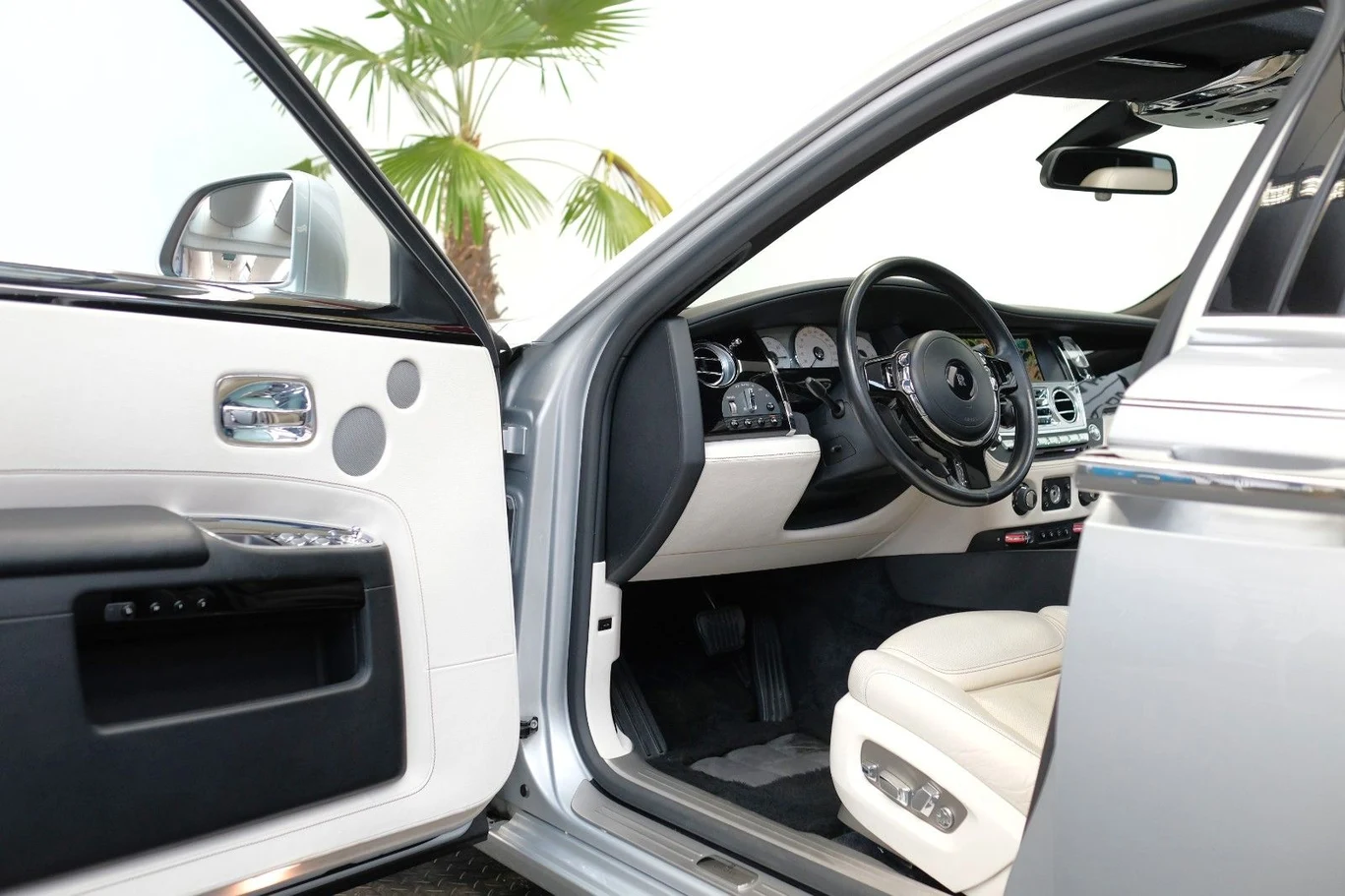 Rolls-Royce Ghost Series II, 10/10
