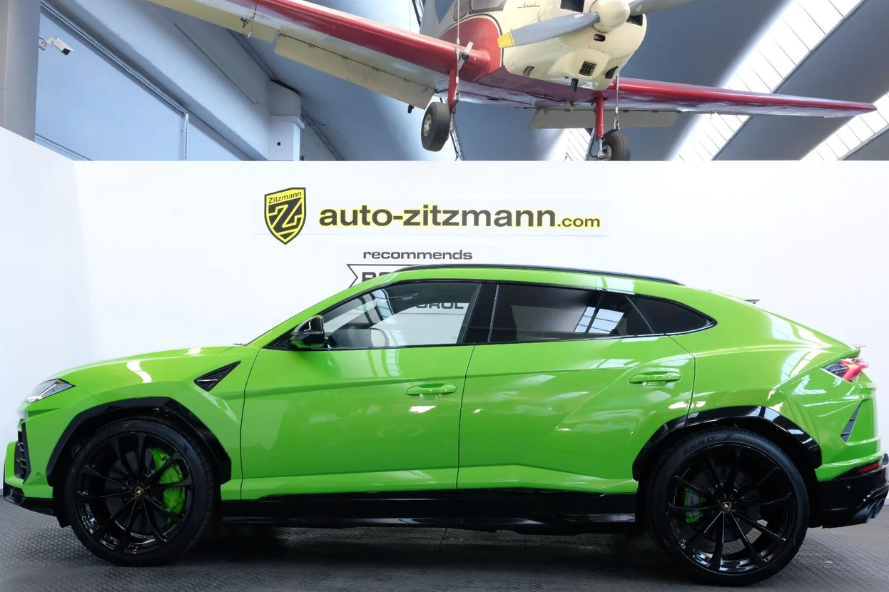 Lamborghini Urus, 4/10