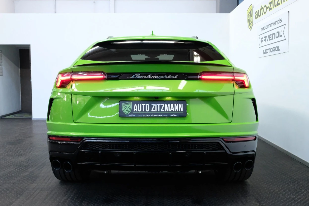Lamborghini Urus, 6/10