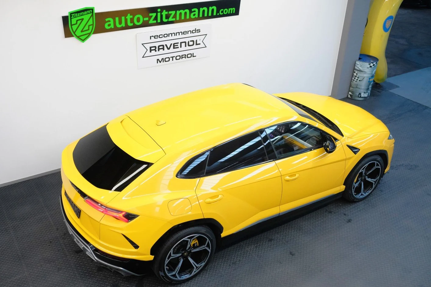Lamborghini Urus, 5/10