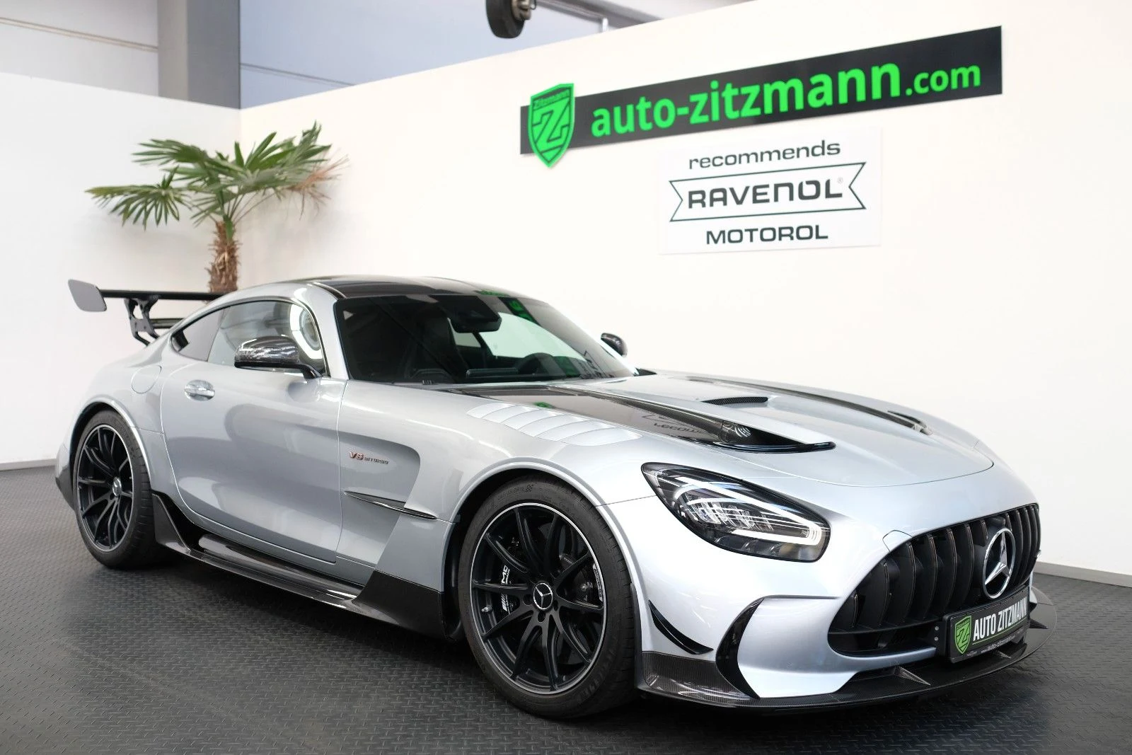Mercedes-Benz AMG GT Black Series, exterior view of the entire car