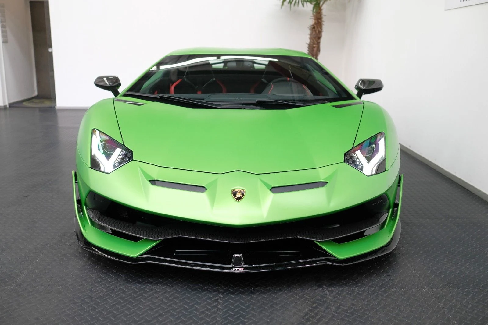 Lamborghini Aventador SVJ, 5/10