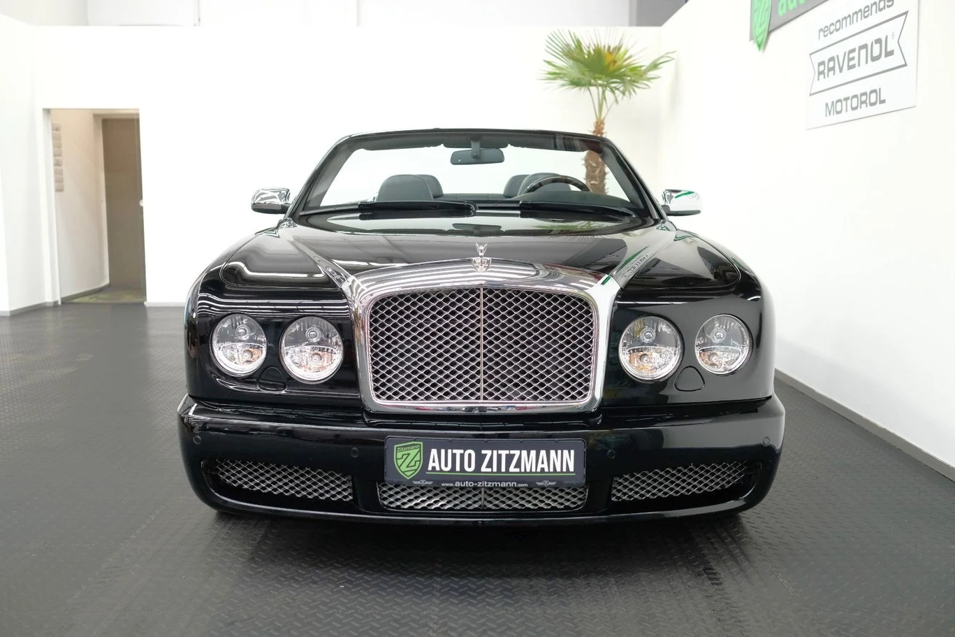 Bentley Azure, 5/10
