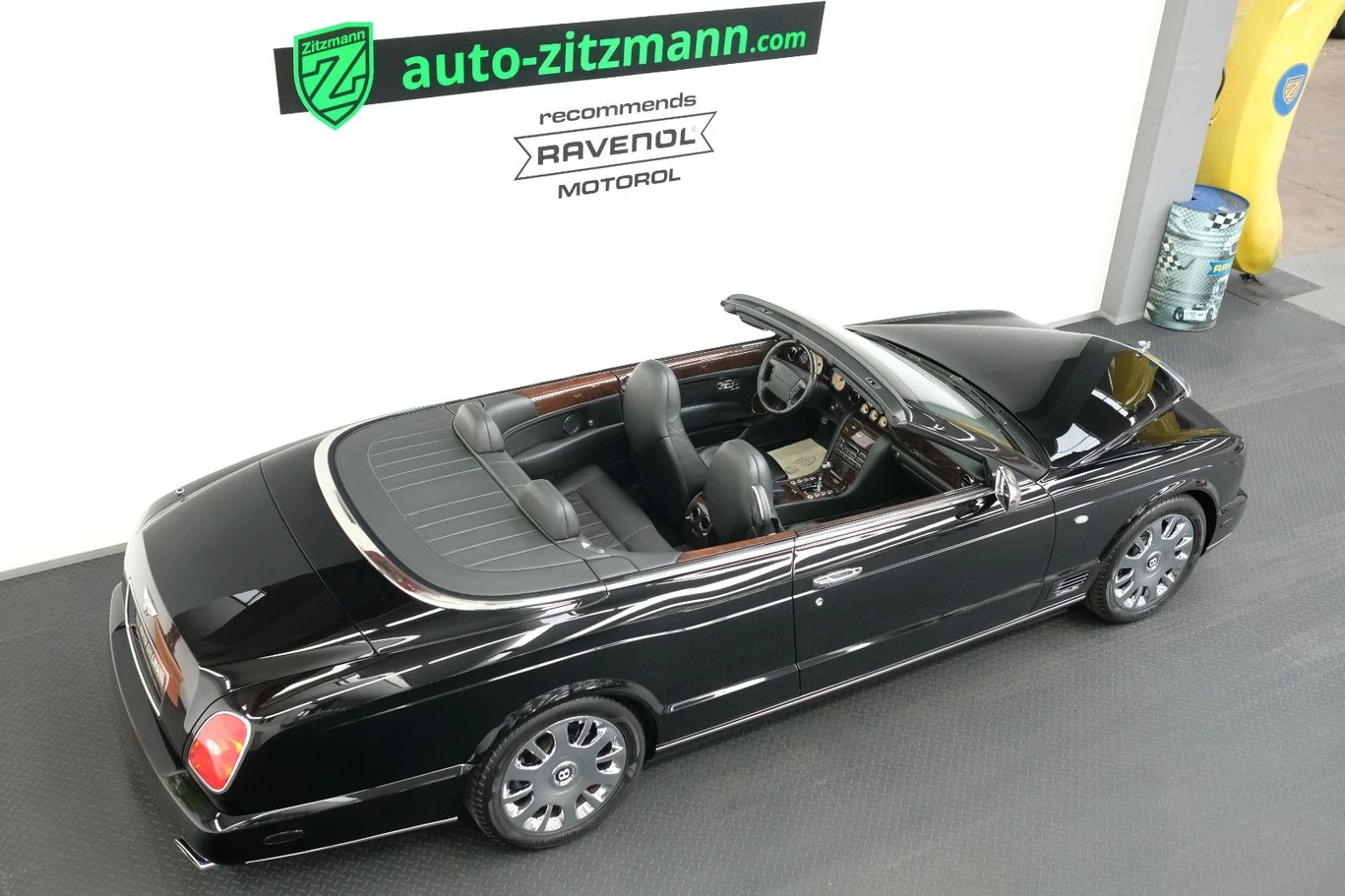 Bentley Azure, 7/10