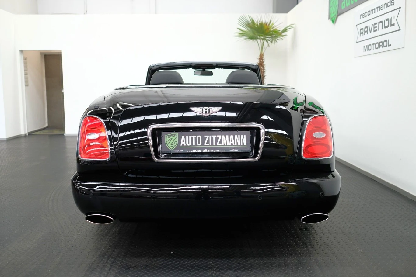 Bentley Azure, 8/10