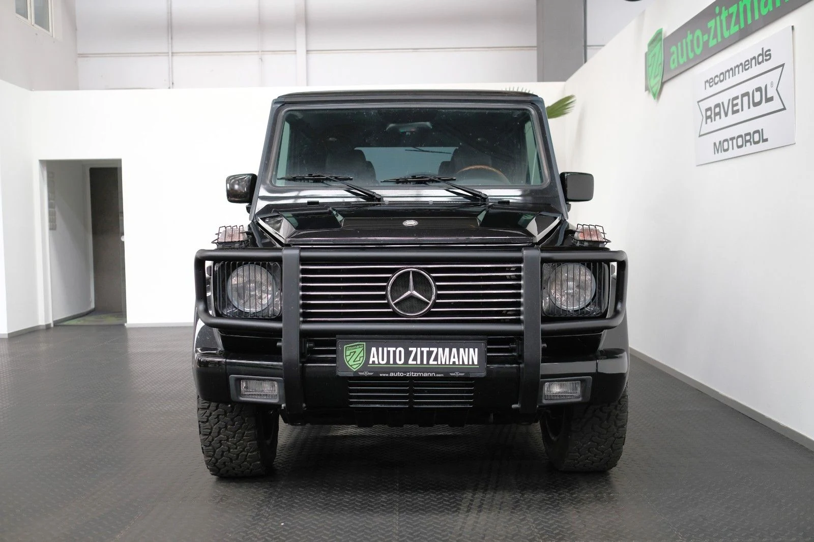 Mercedes-Benz G 500 short wheelbase, 3/10