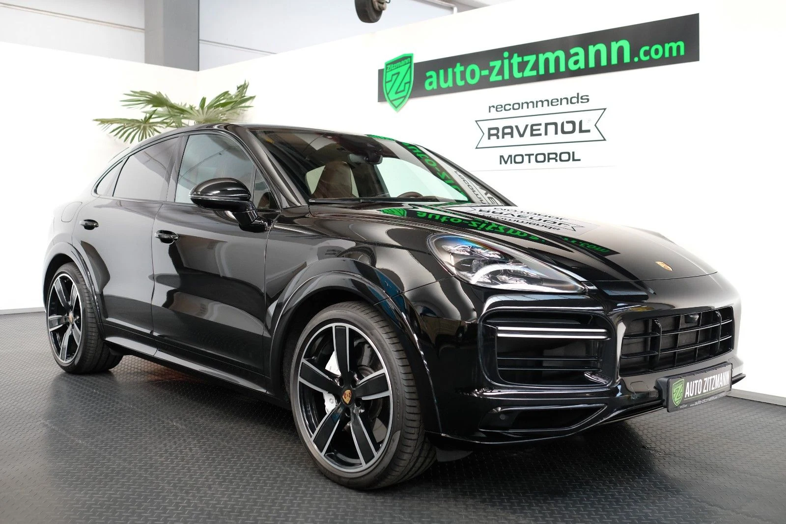 Porsche Cayenne Turbo Coupe, exterior view of the entire car