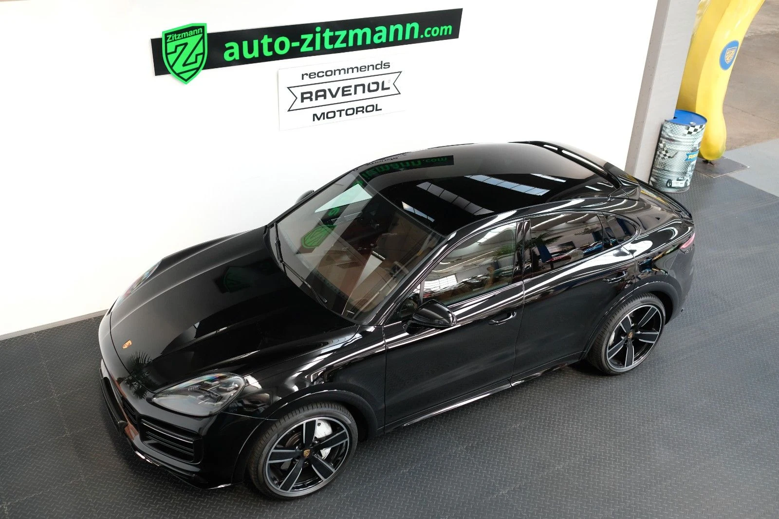 Porsche Cayenne Turbo Coupe, 10/10