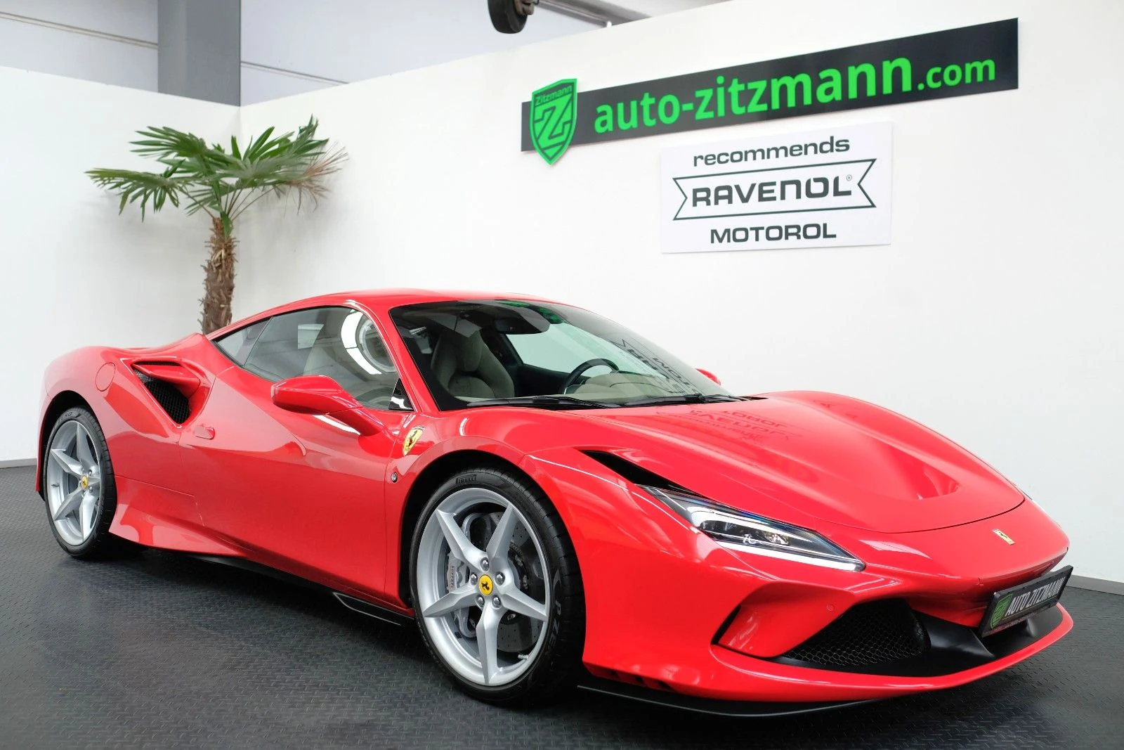 Ferrari F8 Tributo, exterior view of the entire car