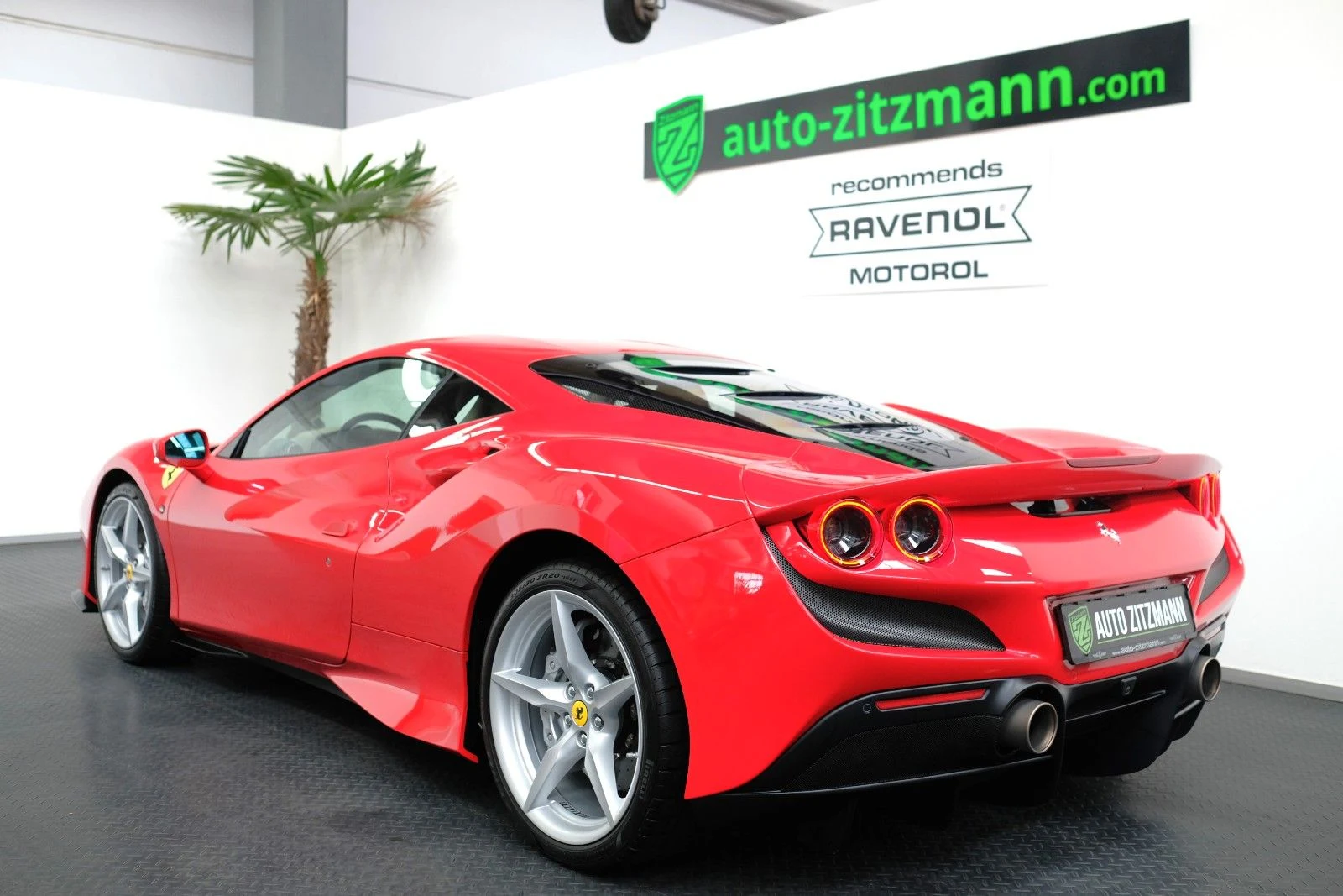 Ferrari F8 Tributo, 2/10