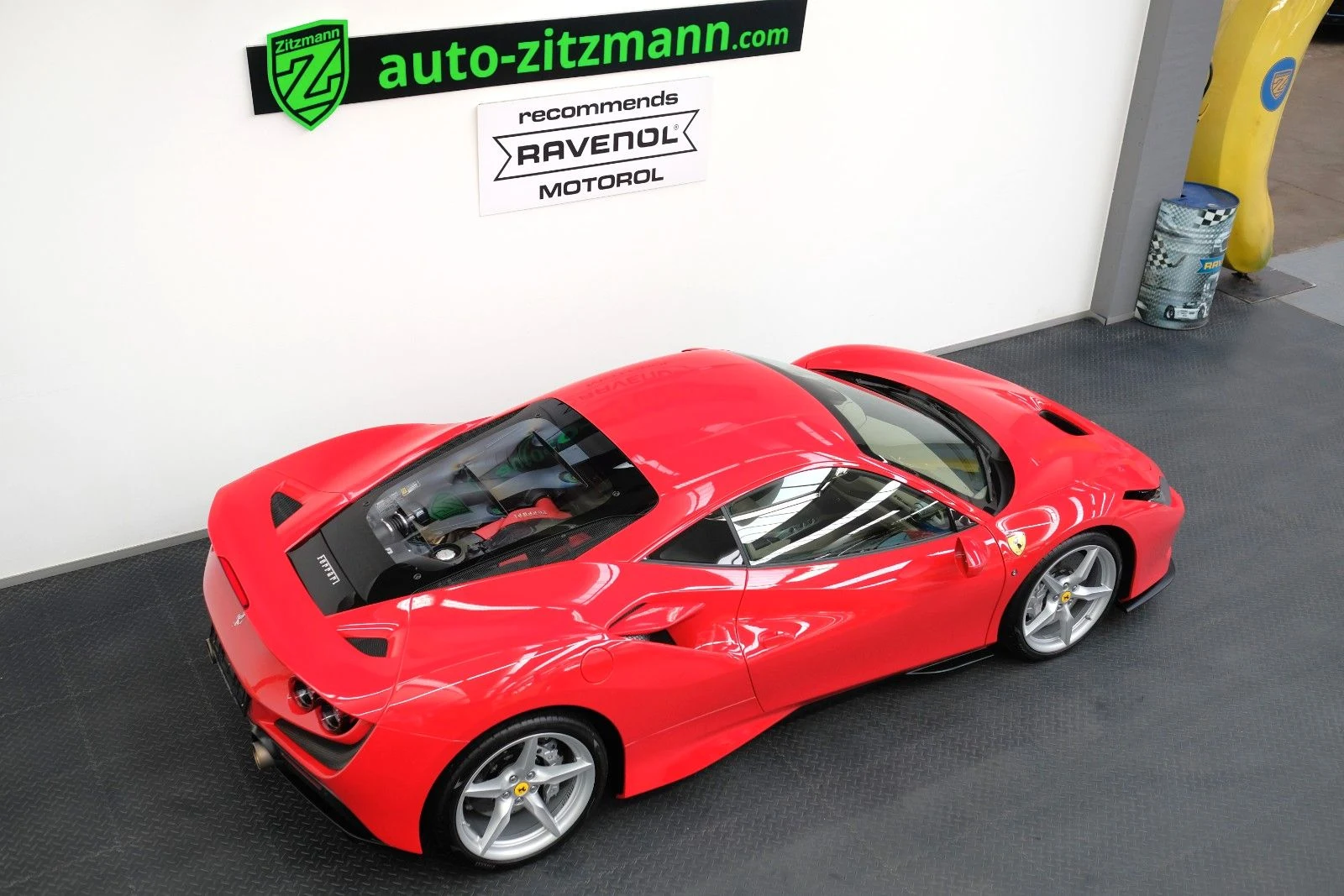 Ferrari F8 Tributo, 8/10