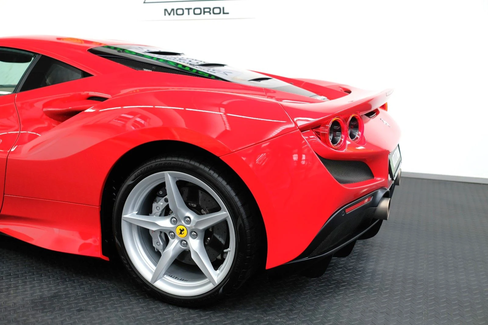 Ferrari F8 Tributo, 10/10