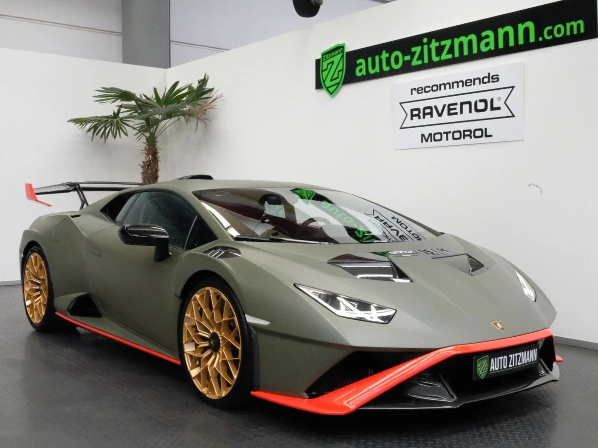 Lamborghini Huracán STO, exterior view of the entire car