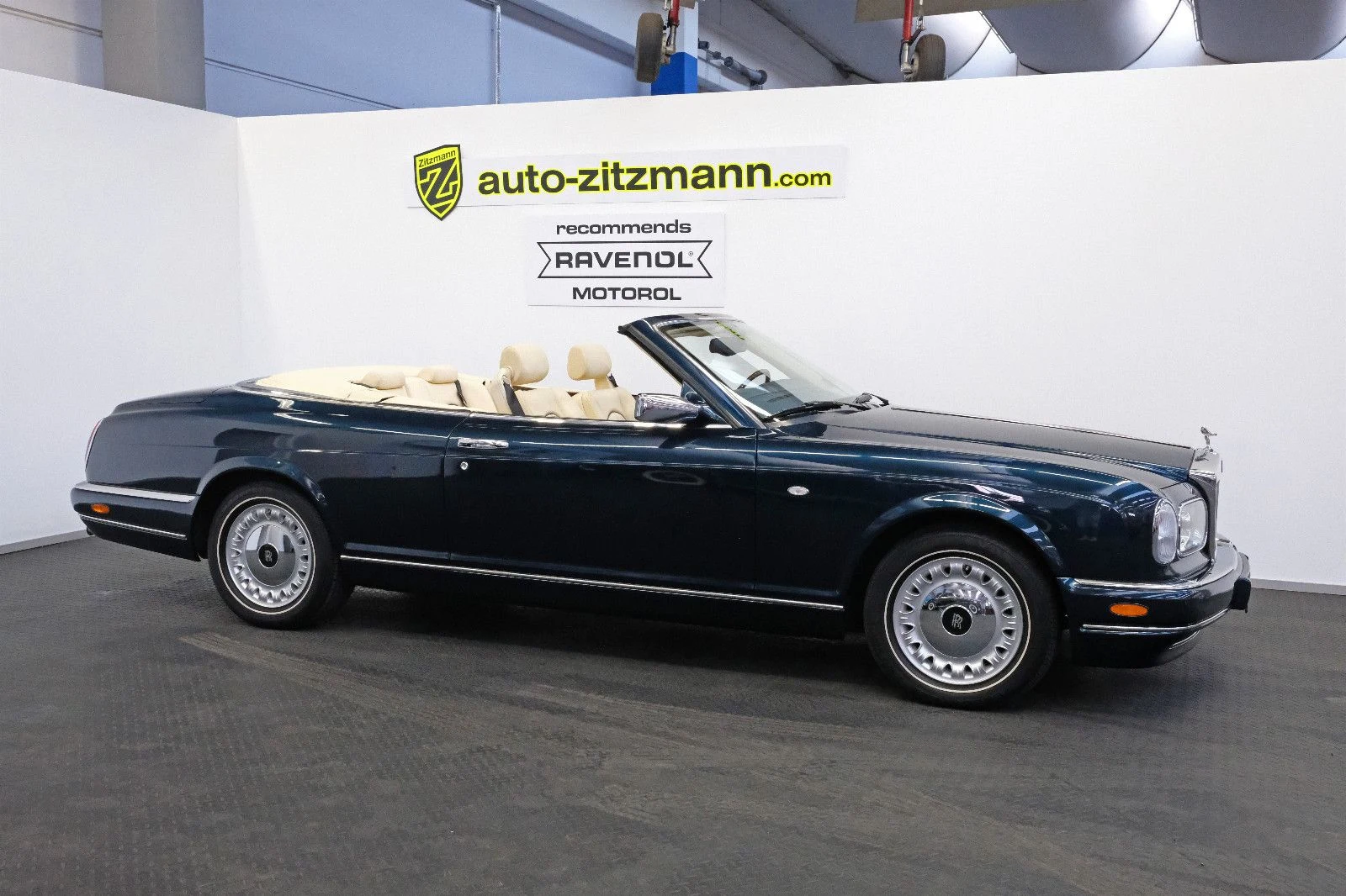 Rolls-Royce Corniche V, 2/10