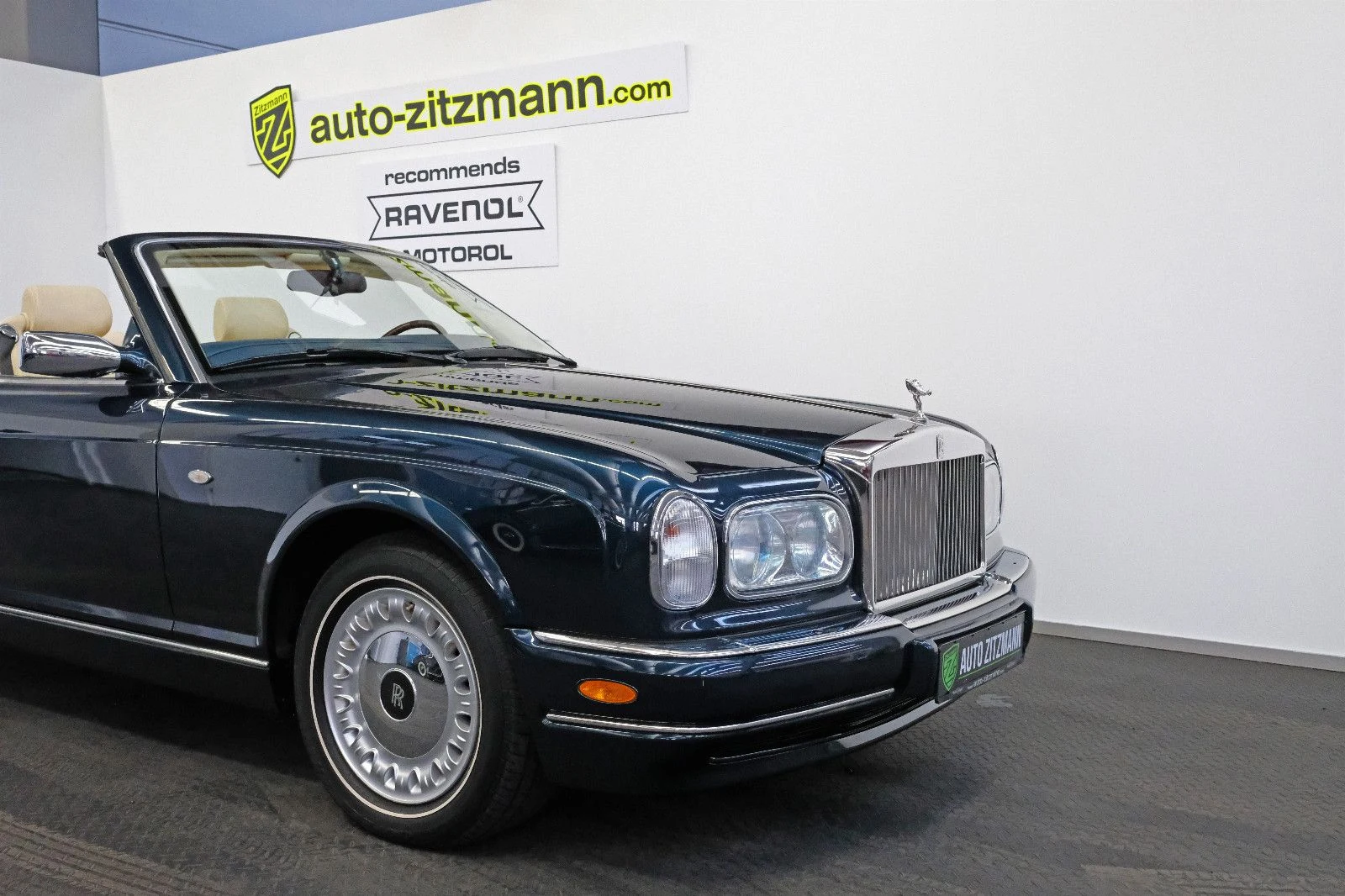 Rolls-Royce Corniche V, 9/10