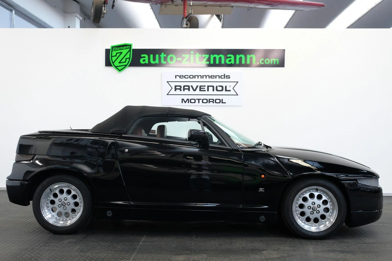 Alfa Romeo RZ Zagato, 2/10