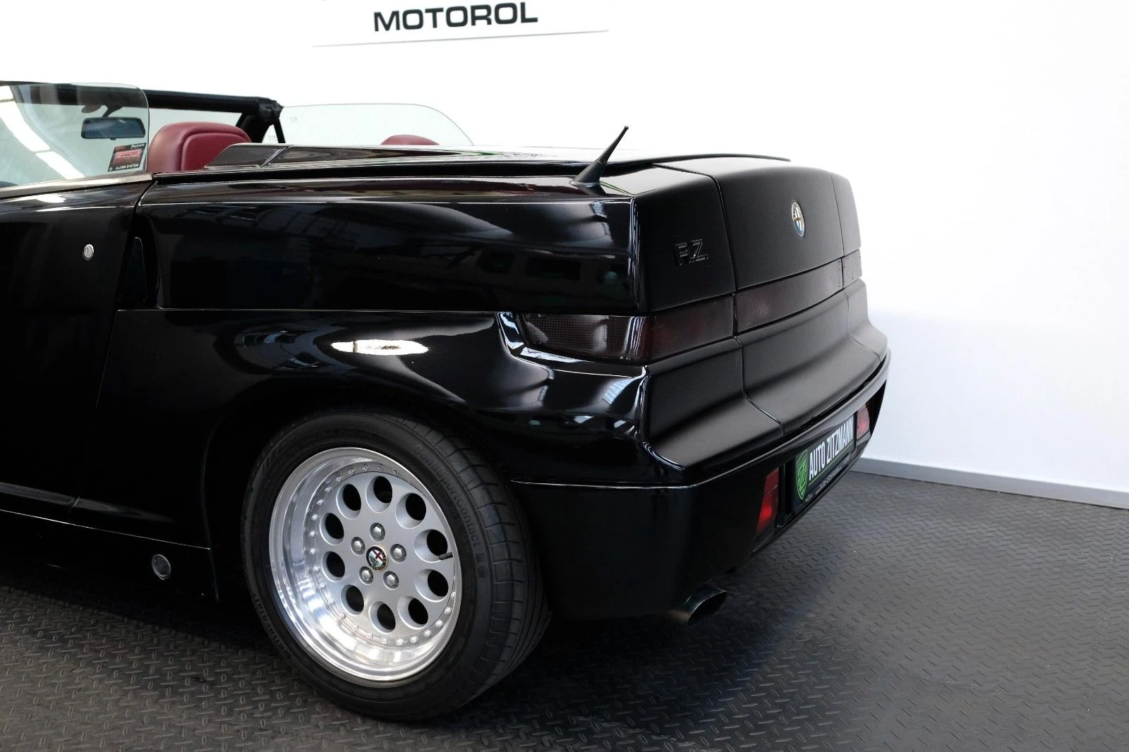 Alfa Romeo RZ Zagato, 8/10