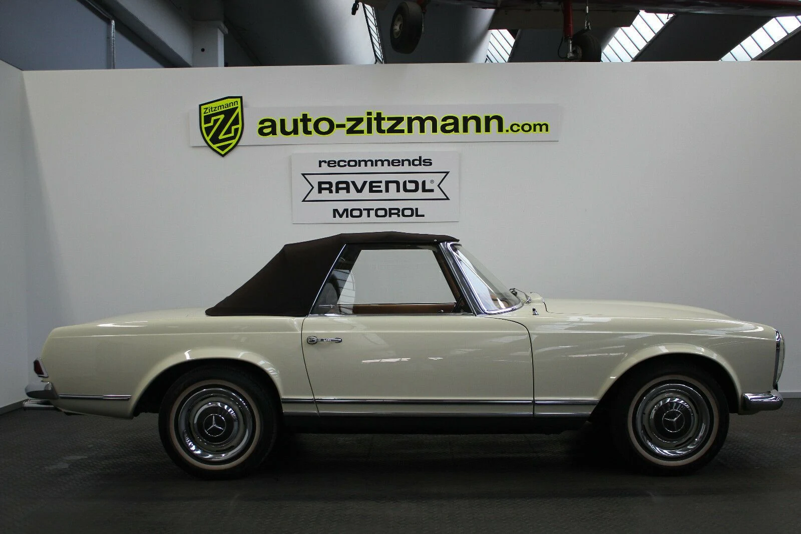 Mercedes-Benz 250 SL Pagoda, 2/10