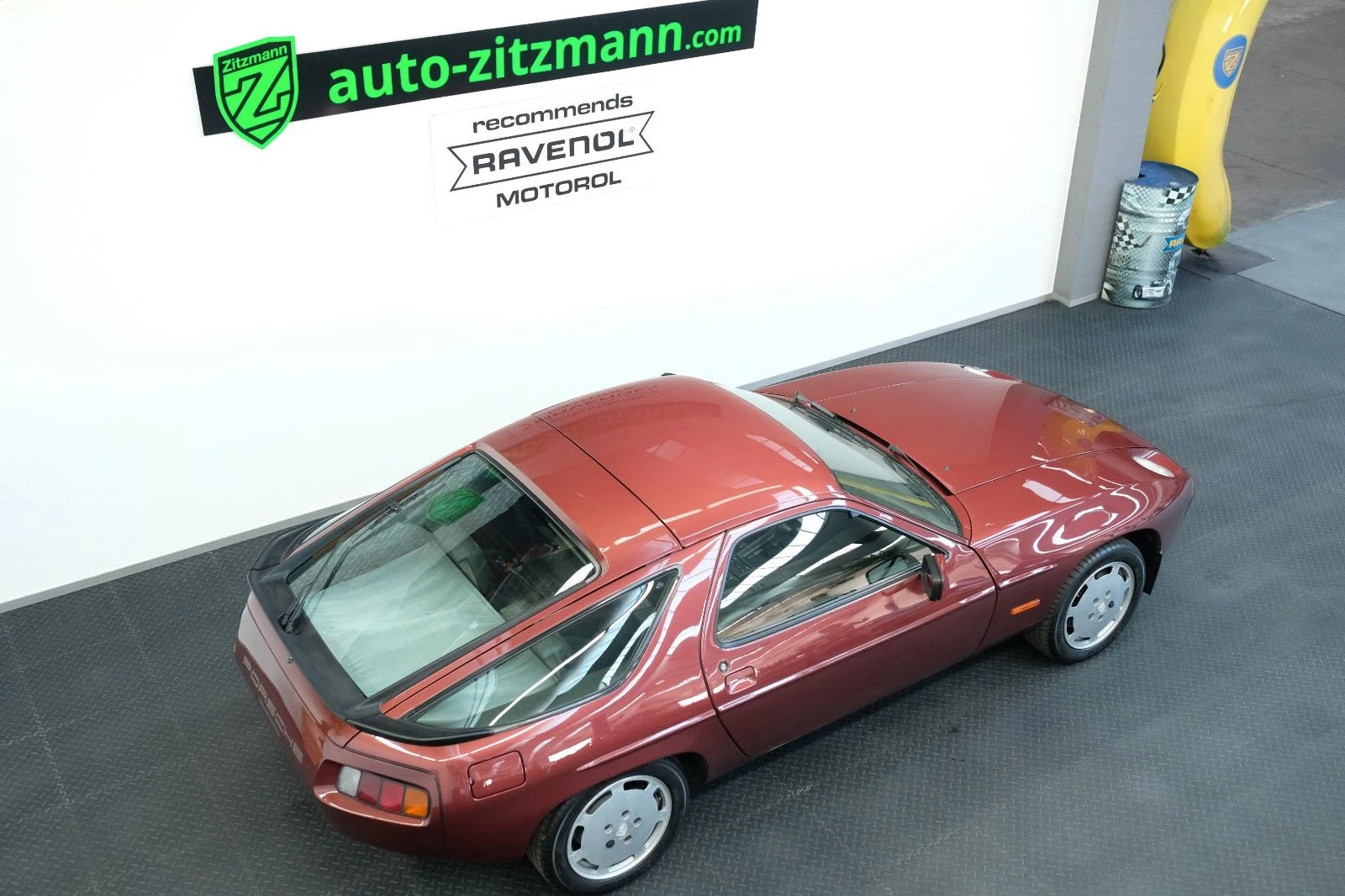 Porsche 928 S, 5/10