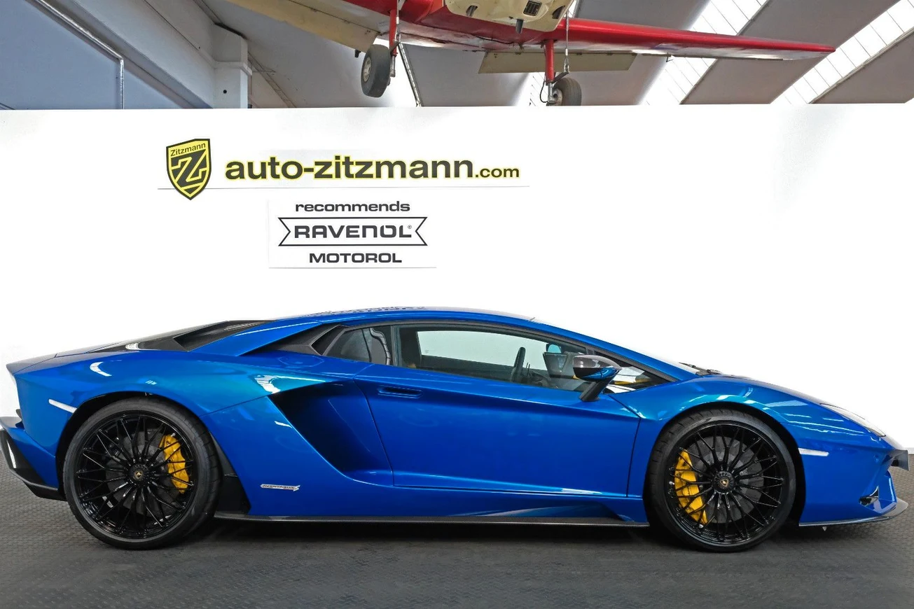 Lamborghini Aventador S, 8/10