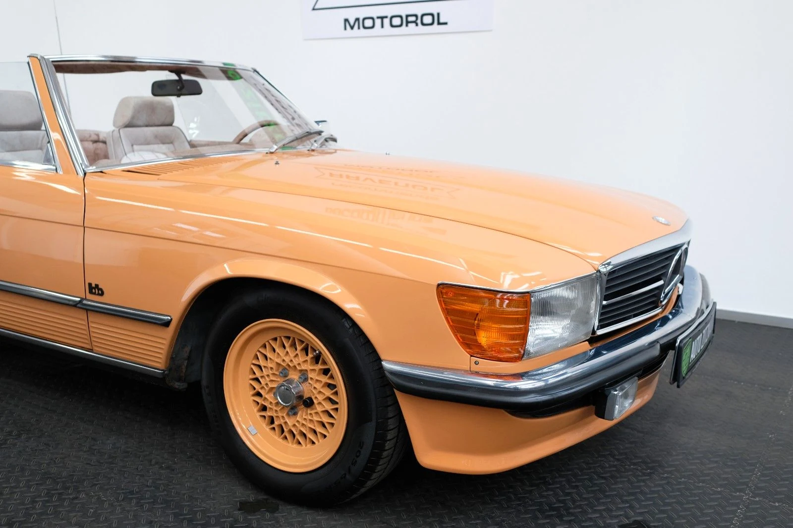 Mercedes-Benz 280 SL BB, 7/10