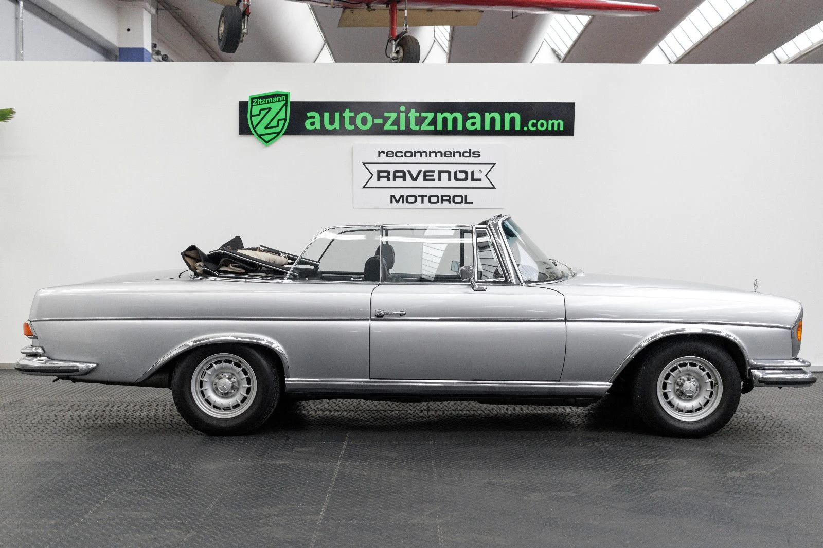 Mercedes-Benz 280 SE W111, 4.5-liter convertible conversion, 2/10