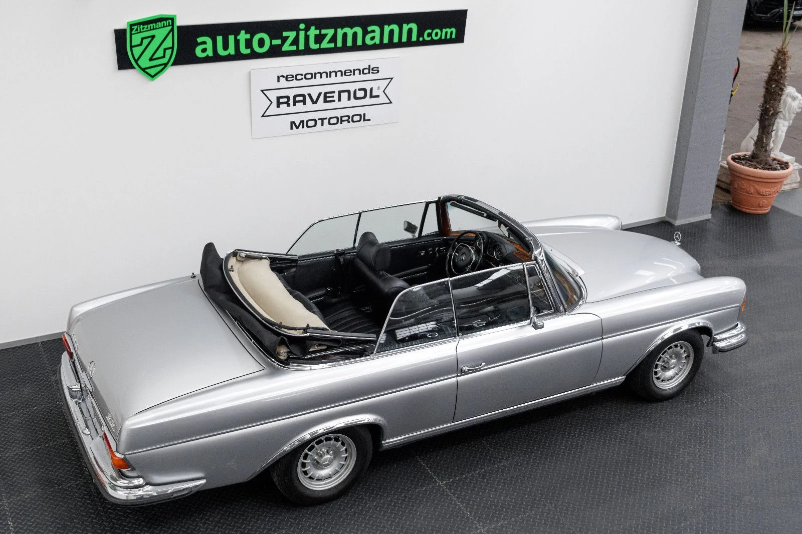 Mercedes-Benz 280 SE W111, 4.5-liter convertible conversion, 5/10