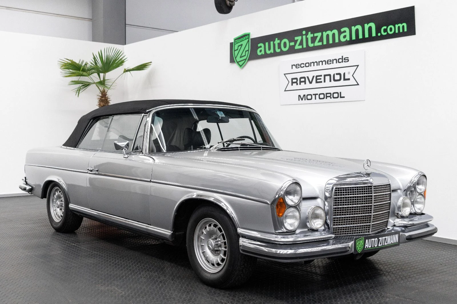 Mercedes-Benz 280 SE W111, 4.5-liter convertible conversion, 6/10