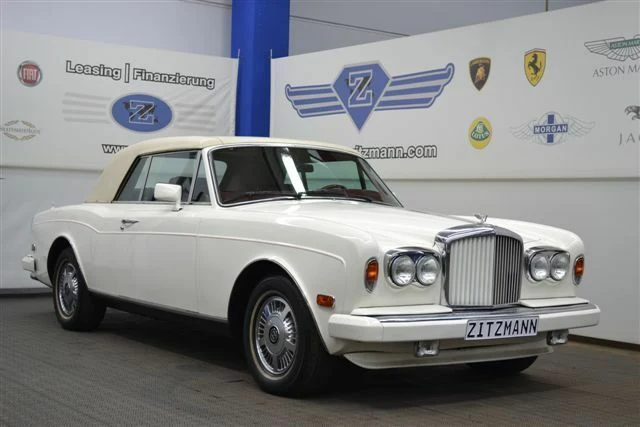 Bentley Continental Cabriolet, exterior view of the entire car