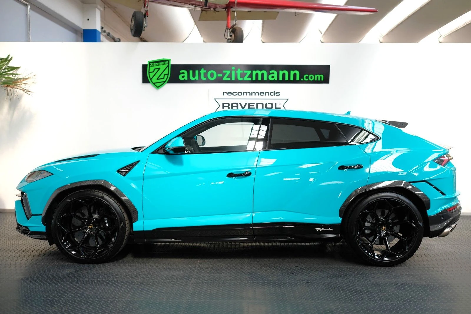 Lamborghini Urus Performante, 8/10