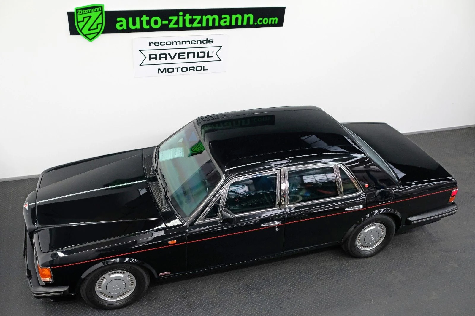 Bentley Turbo R, reported armor, 2/10