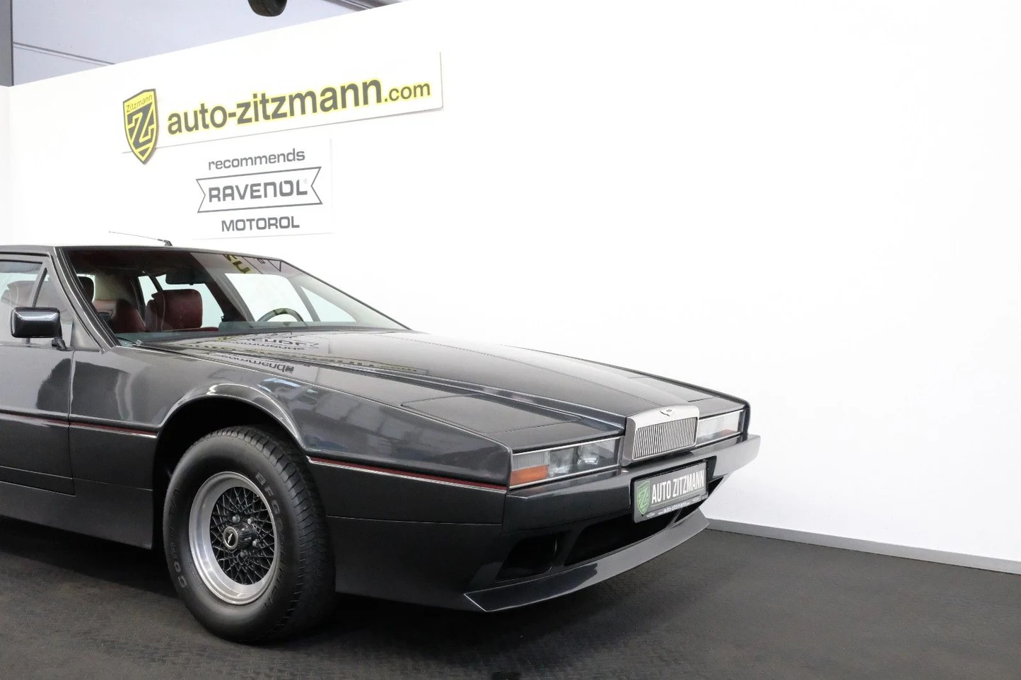 Aston Martin Lagonda Series 3 Tickford, 5/10