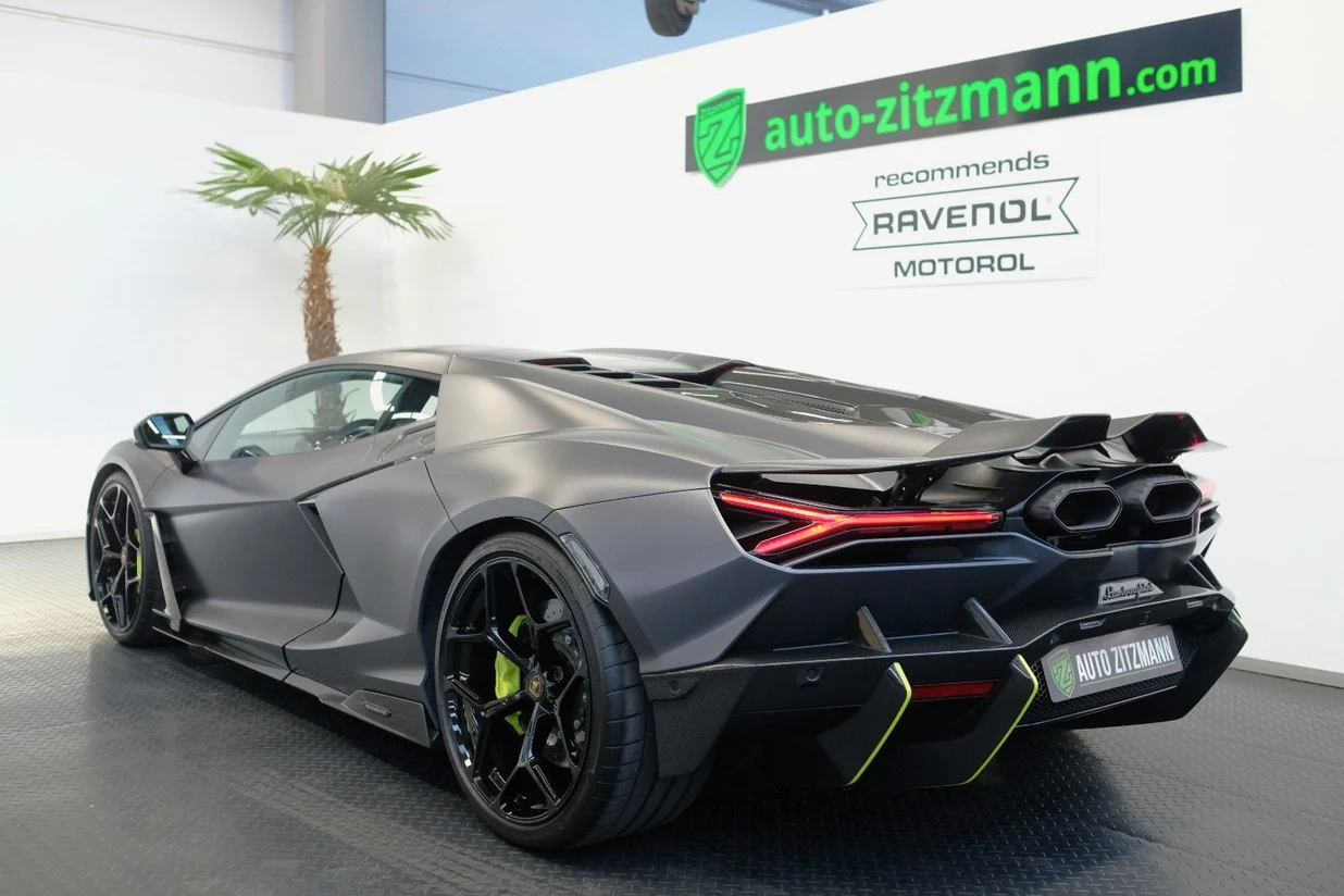 Lamborghini Revuelto Ad Personam, 2/10