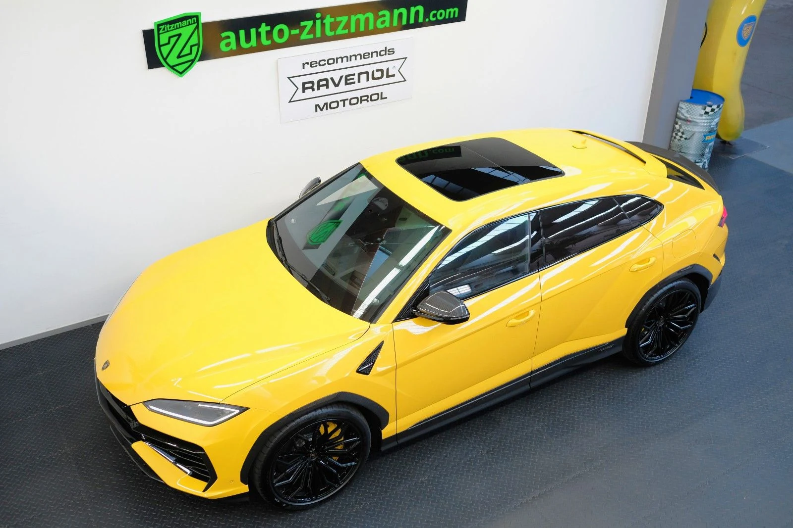 Lamborghini Urus SE, 2/10