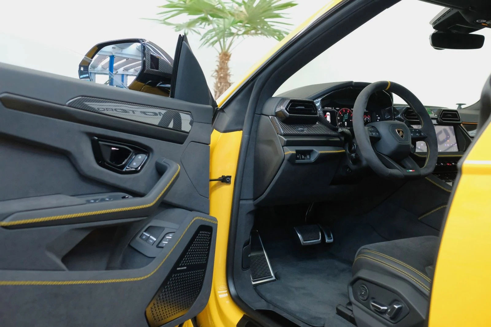 Lamborghini Urus SE, 10/10