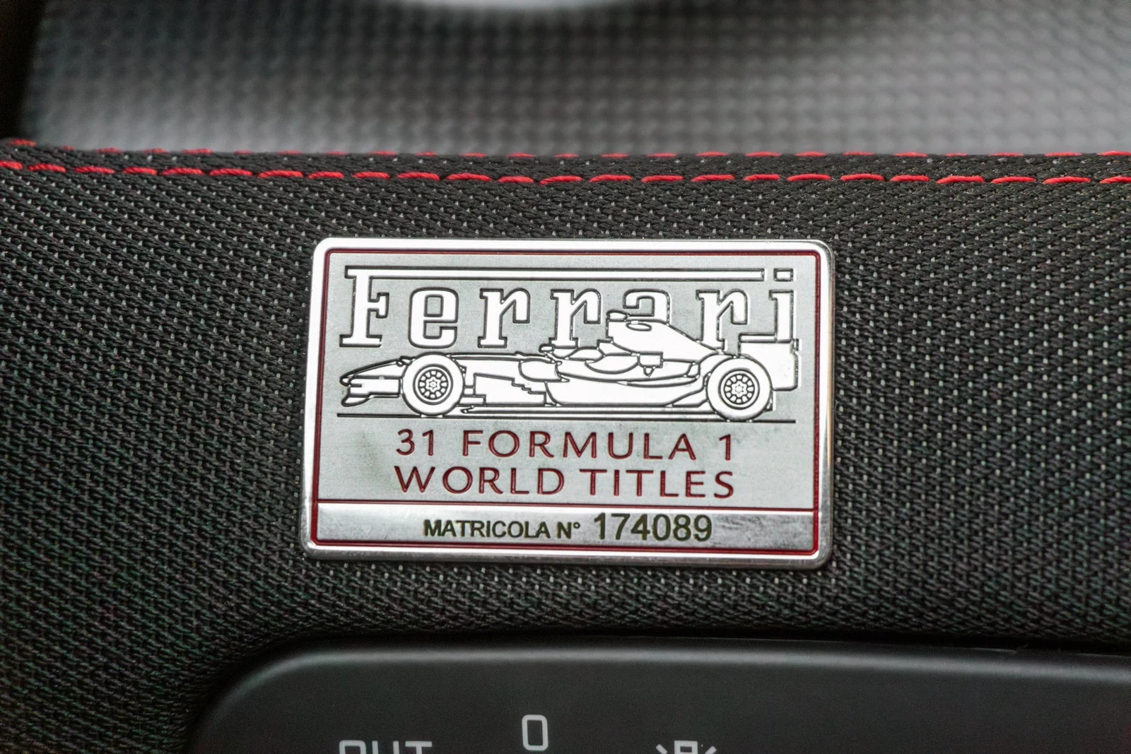 2010 Ferrari 599 GTO, 6/10